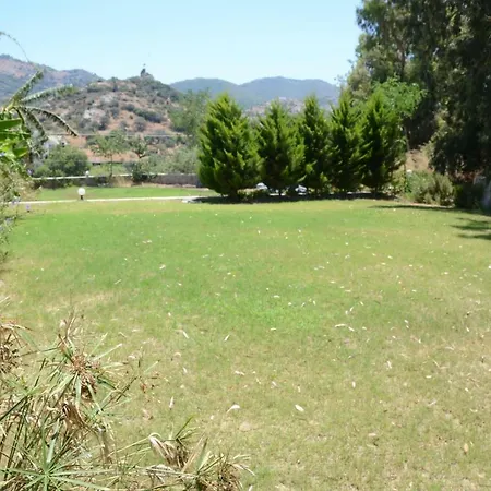 Valley Gardens Daire Апартаменты *